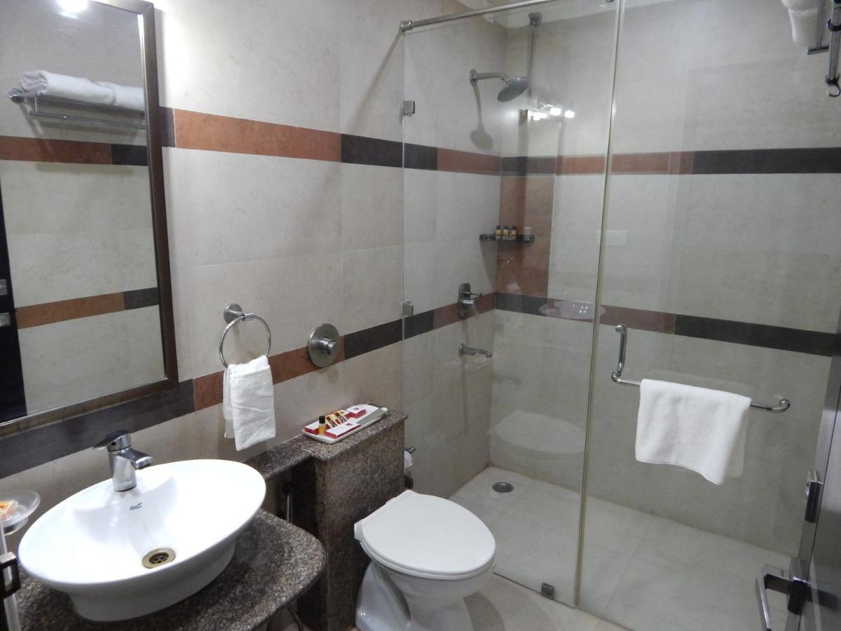 Hotel The Marque מטורה מראה חיצוני תמונה