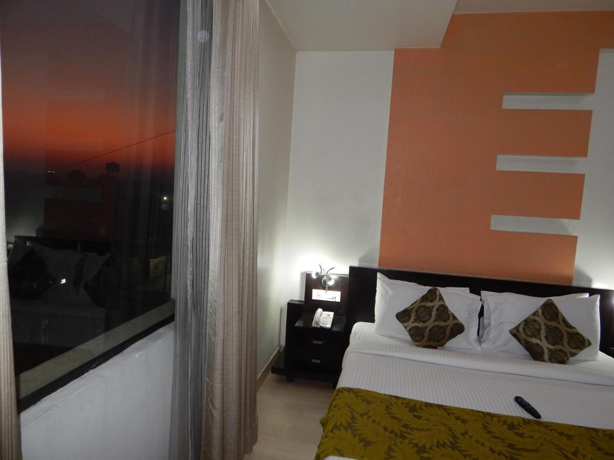 Hotel The Marque מטורה מראה חיצוני תמונה